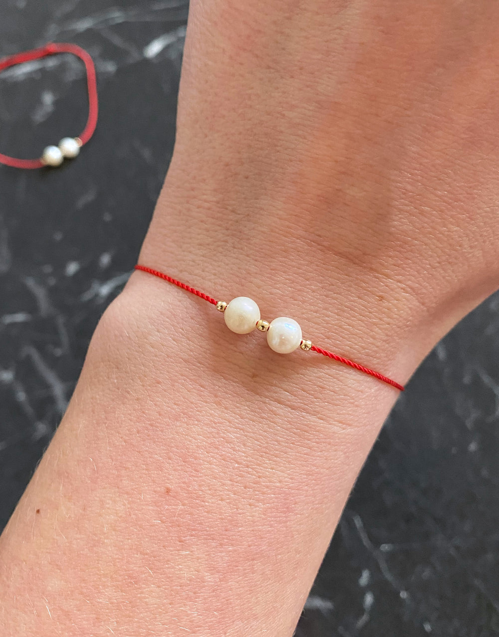 Fresh water round pearls bracelet