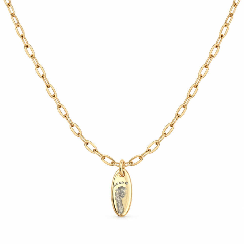 Necklace to celebrate newborn baby - footprint