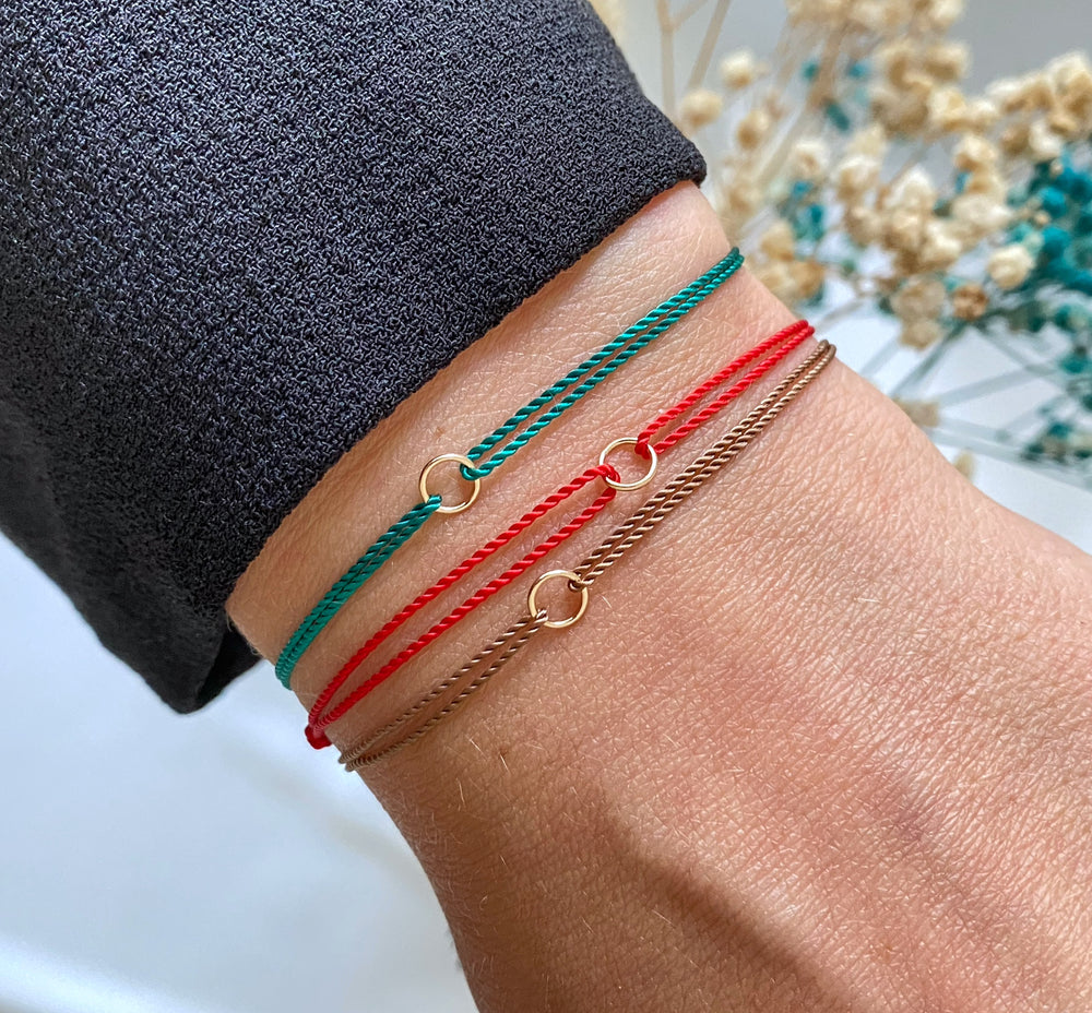 red bracelet - silk string of faith